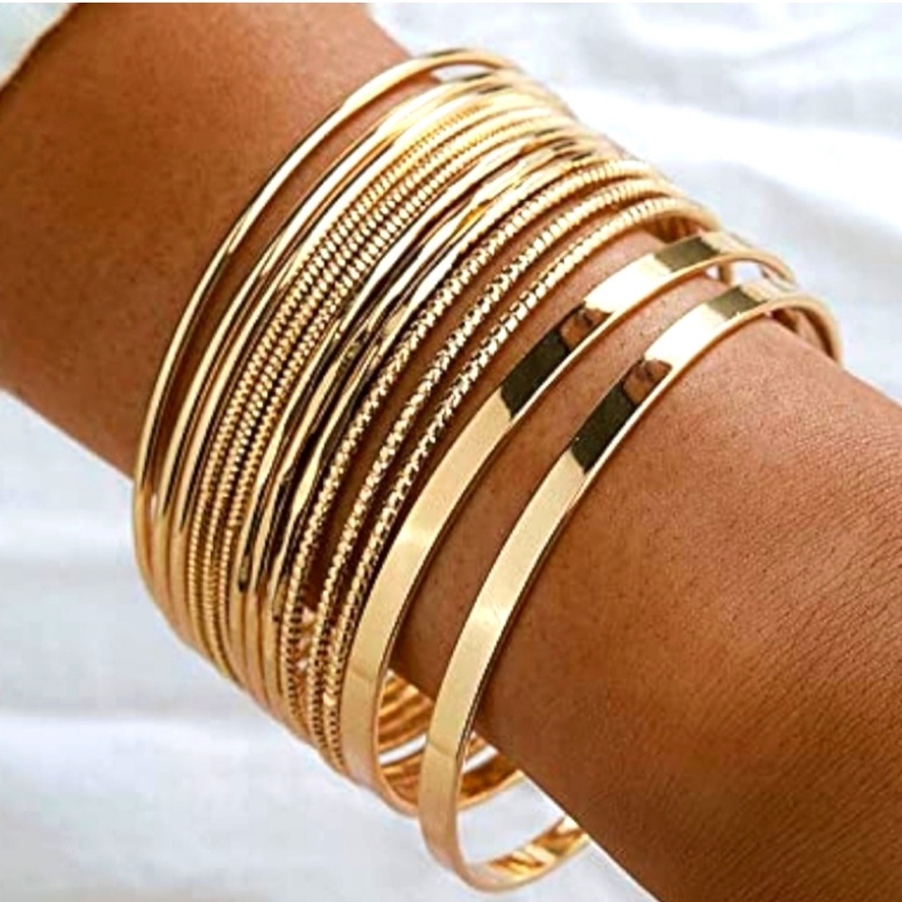 14k Gold plated  Bangle Bracelets NWT